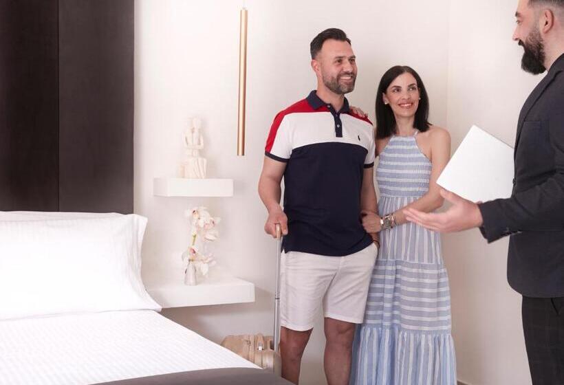 סוויטה עם מרפסת, Atlas Suites