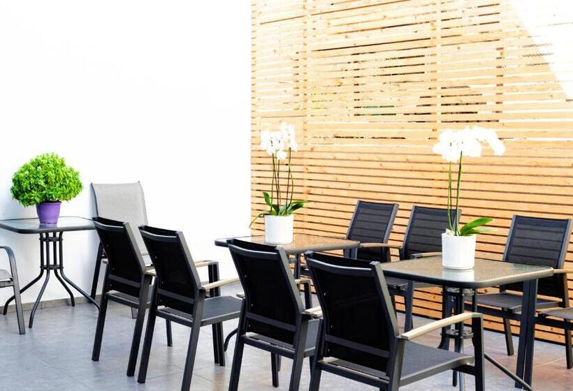 חדר סטנדרט, Atlas Suites