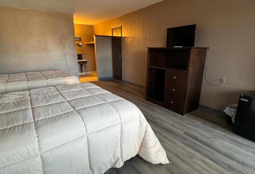 غرفة قياسية, Clintonville Motel