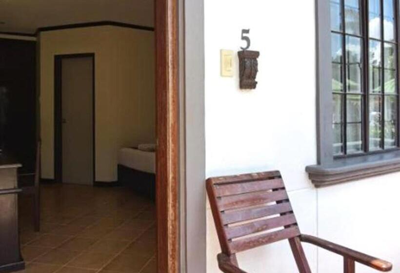 اتاق استاندارد, Cabana Republic