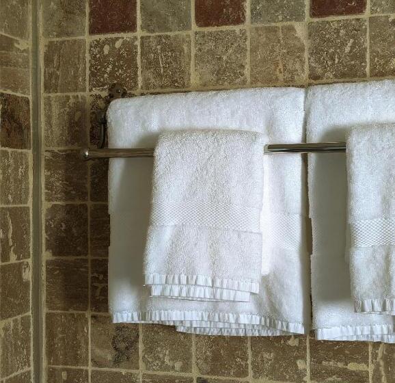 디럭스 룸 킹사이즈 침대, Domaine Du Bosc Roger