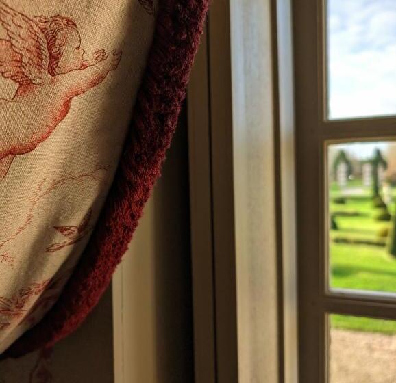 디럭스 룸 킹사이즈 침대, Domaine Du Bosc Roger