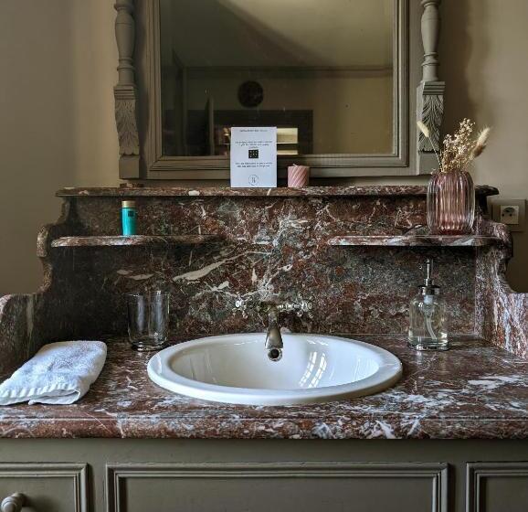 디럭스 룸 킹사이즈 침대, Domaine Du Bosc Roger