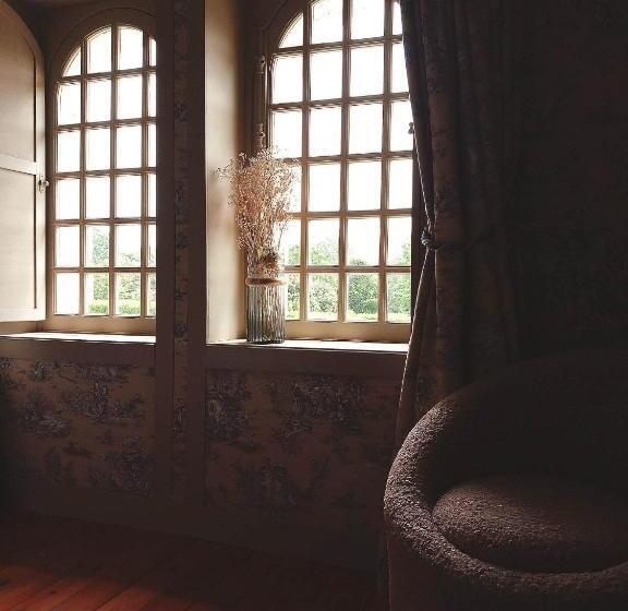 수피리어 룸, Domaine Du Bosc Roger