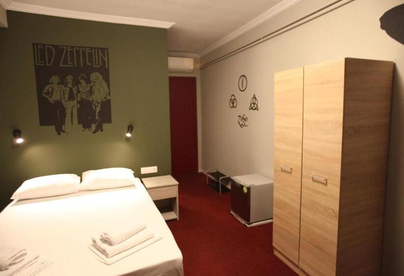 غرفة قياسية, Stay Hybrid Hostel