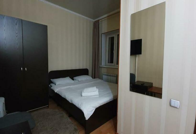 اتاق اکونومی, Fiveseasons