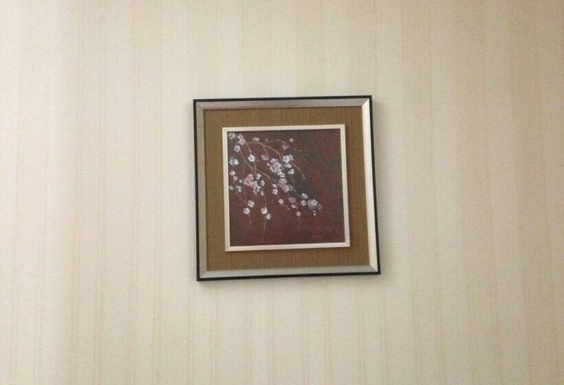 اتاق راحتی, Fiveseasons