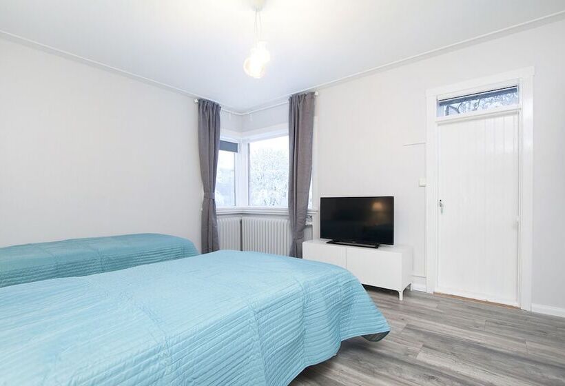 Pokój Standard z Balkonem, Nordurey Guesthouse