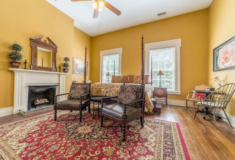 חדר דלוקס עם מיטת קינג, Bourbon Manor Bed & Breakfast Inn