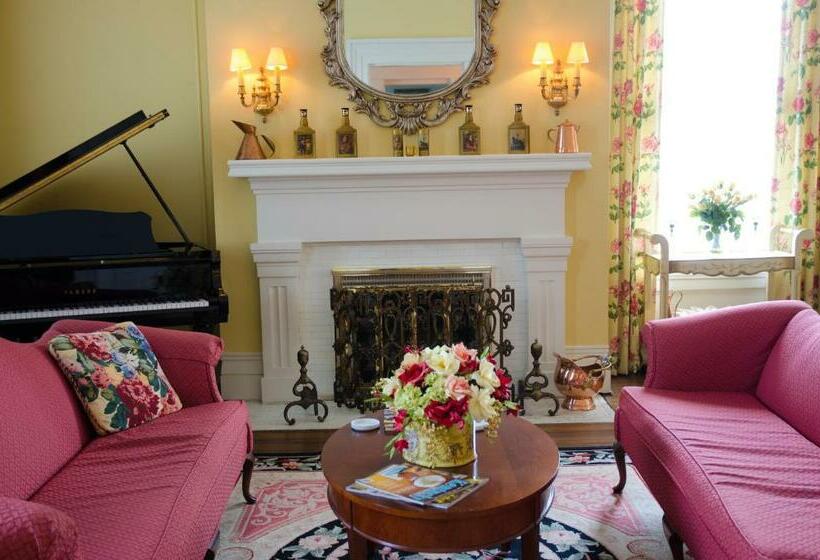 חדר דלוקס עם מיטת קינג, Bourbon Manor Bed & Breakfast Inn