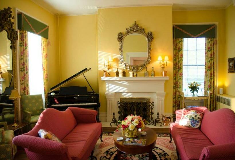 جناح ديلوكس, Bourbon Manor Bed & Breakfast Inn