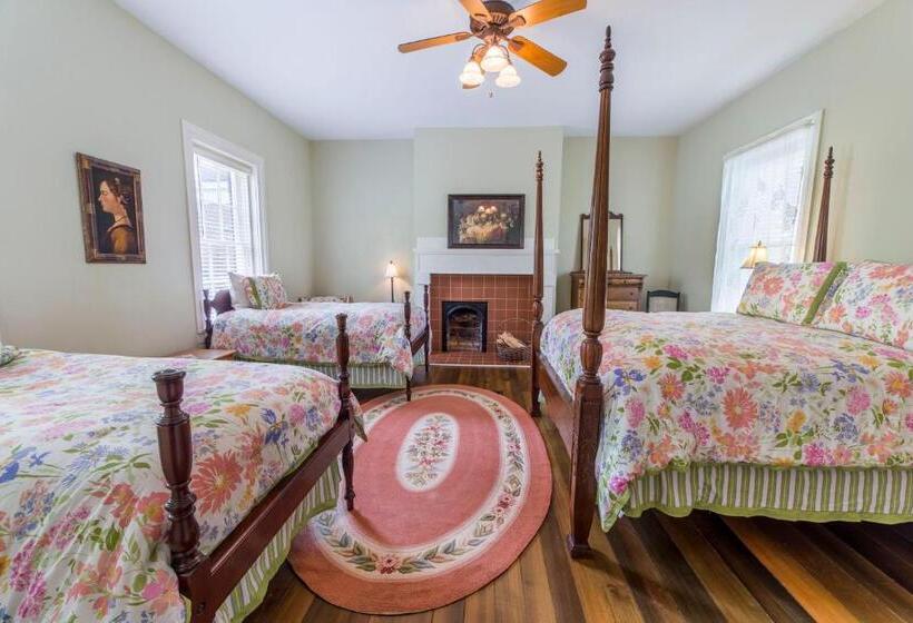 Люкс Кровать Квин, Bourbon Manor Bed & Breakfast Inn