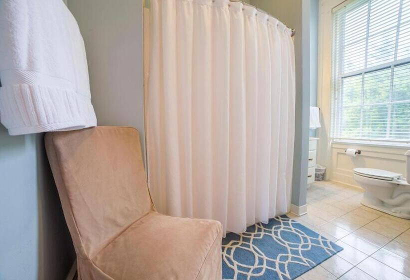 סוויטת סופריור, Bourbon Manor Bed & Breakfast Inn