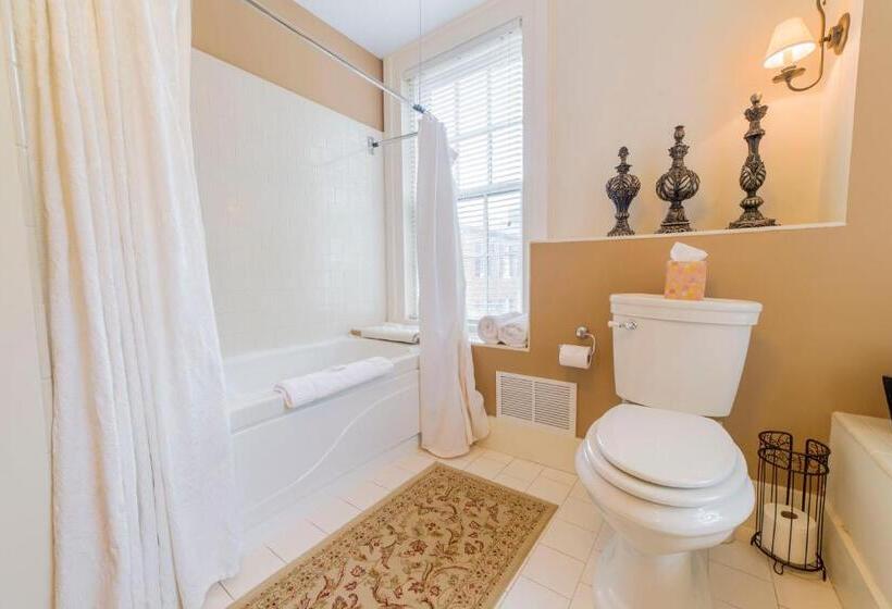 Люкс Superior, Bourbon Manor Bed & Breakfast Inn