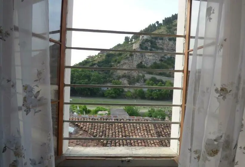 اتاق استاندارد با سرویس بهداشتی مشترک, Guesthouse & Hostel Lorenc