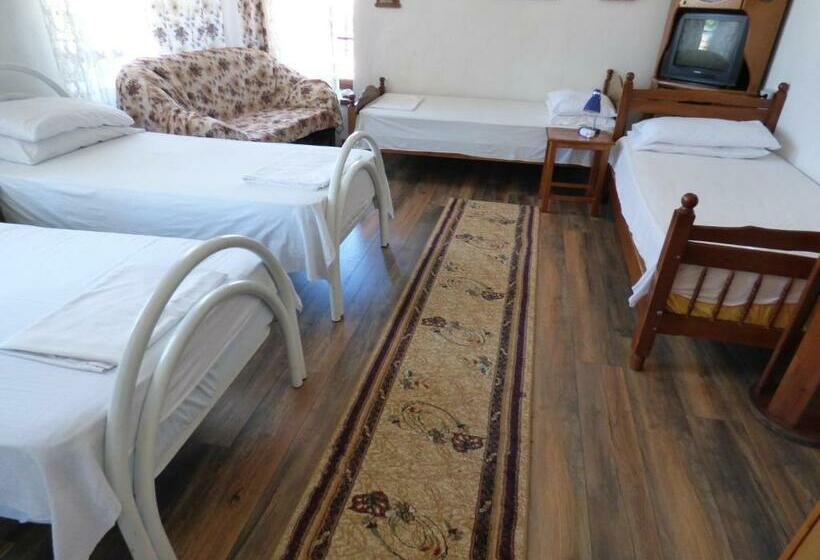 クラシックファミリールーム, Guesthouse & Hostel Lorenc