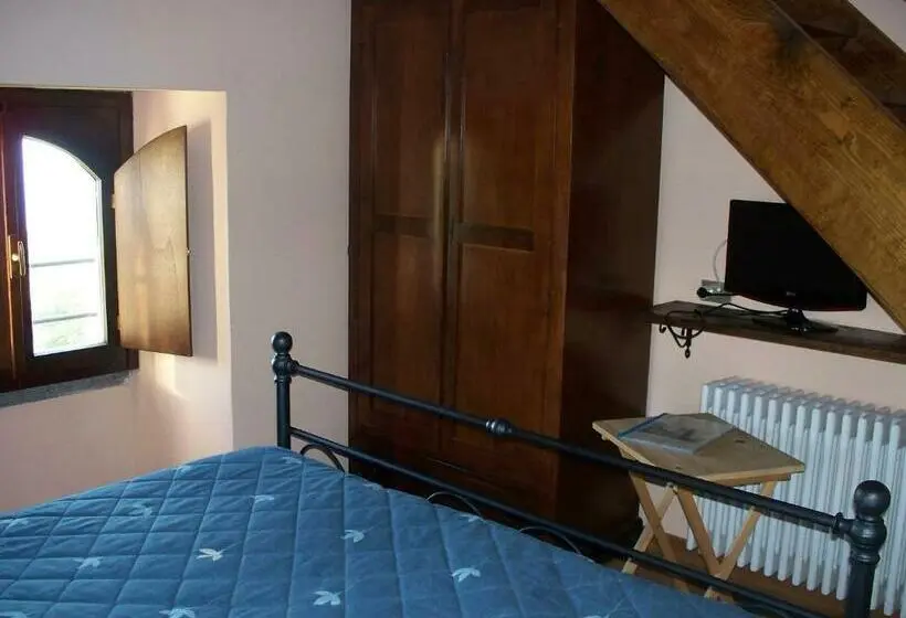 Perhehuone, Agriturismo Monterosso