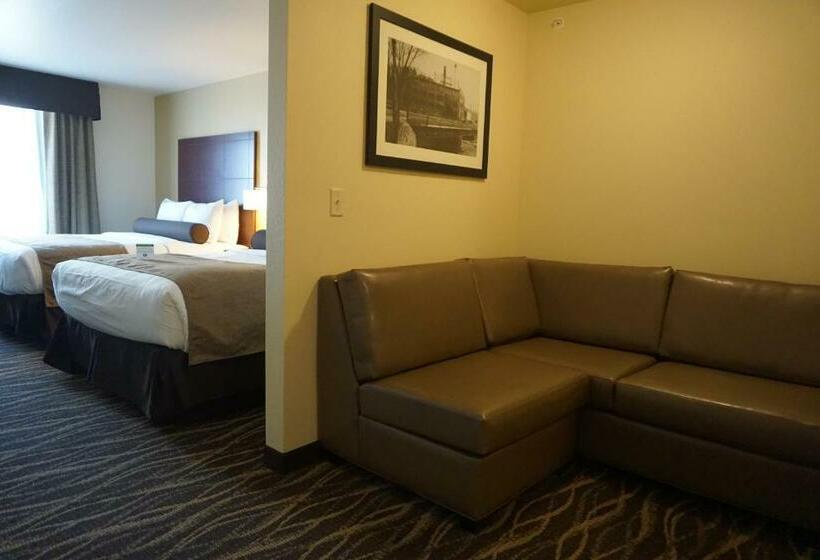 Люкс Повышенной Комфортности, Cobblestone Hotel & Suites Chippewa Falls