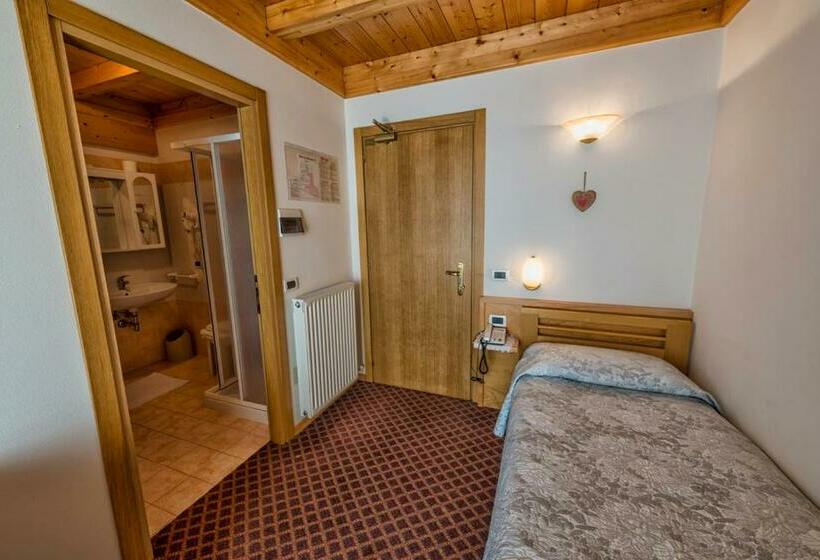 חדר סטנדרט יחיד, La Montanina Hotel In Val Di Non