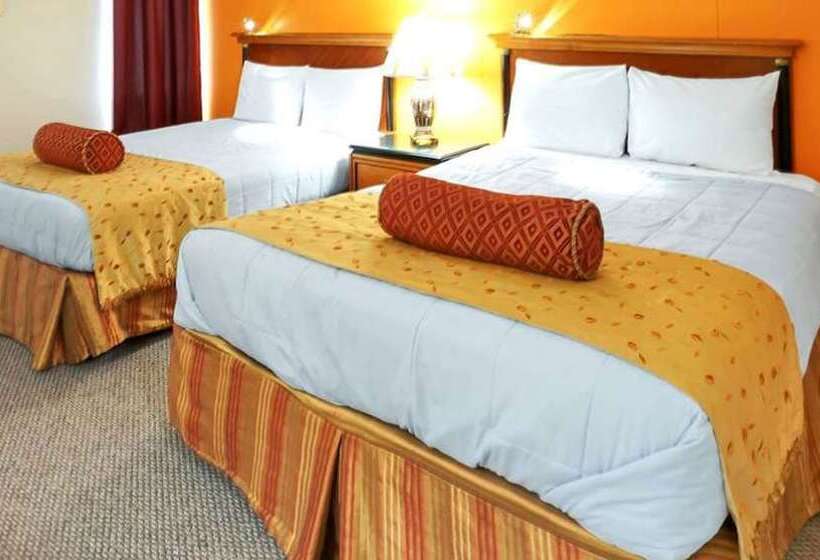 带2个双人床的标准工作室, M Star North Canton   Hall Of Fame