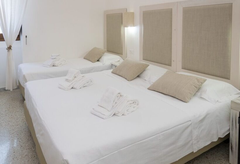 חדר סטנדרט לשלושה, Masseria Mazzetta Salento Corte Del Falconiere B&b