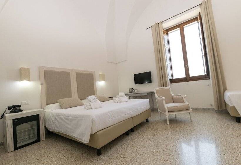 חדר סטנדרט לארבעה, Masseria Mazzetta Salento Corte Del Falconiere B&b