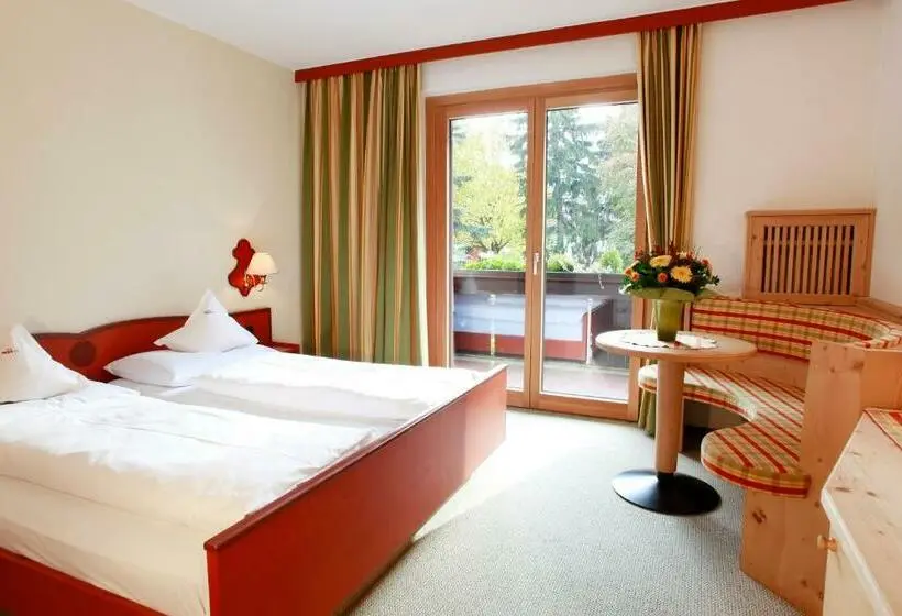 バルコニー付きスタンダードルーム, Parkhotel Tirolerhof