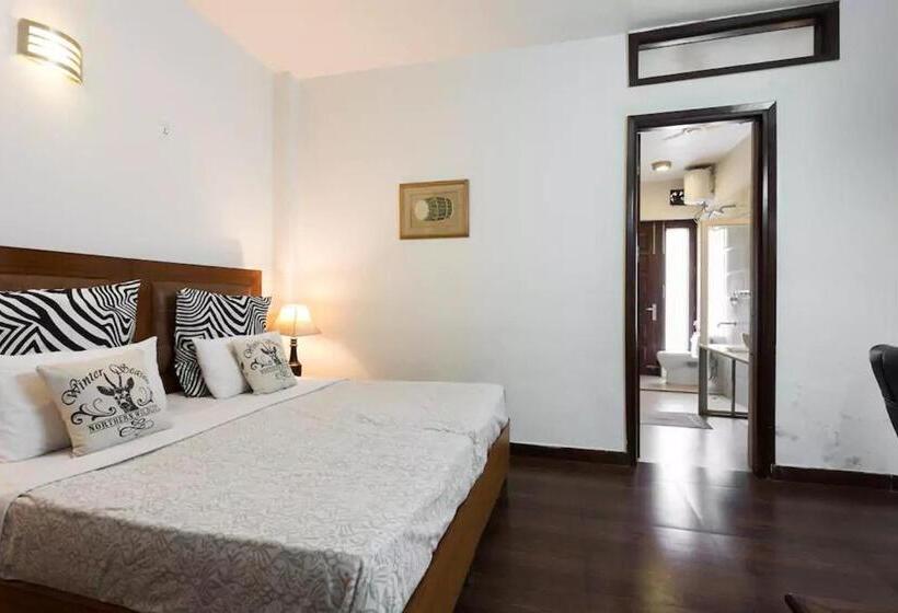 Deluxe Rum, Perch Arbor Suites