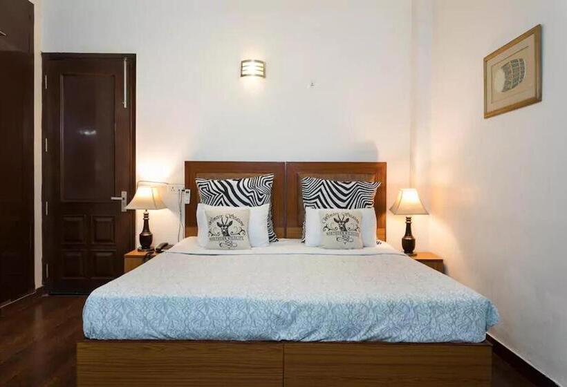 Deluxe Rum, Perch Arbor Suites