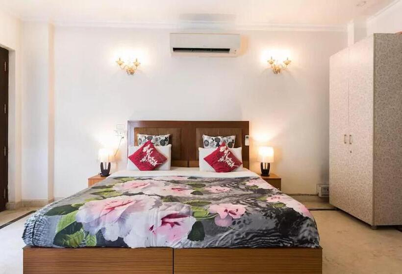 Klassiskt Rum, Perch Arbor Suites