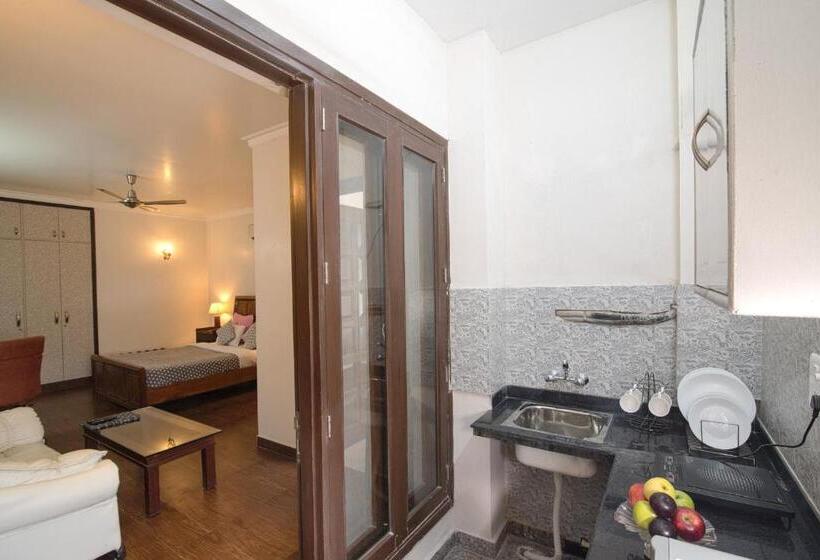 Standard Studio, Perch Arbor Suites