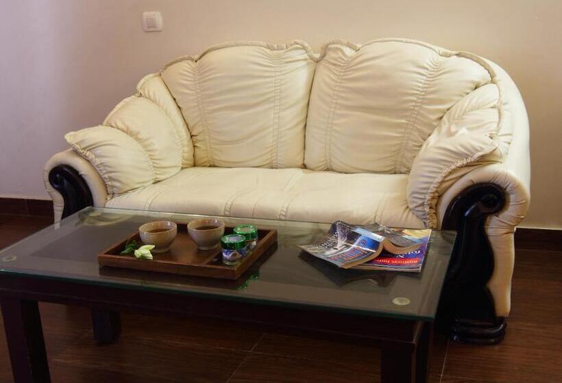 Standard Studio, Perch Arbor Suites