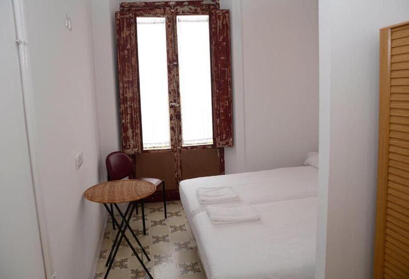 اتاق استاندارد, Pigal