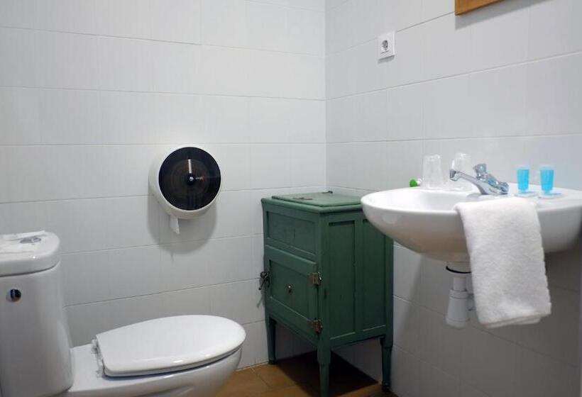 اتاق استاندارد یک نفره, Pigal