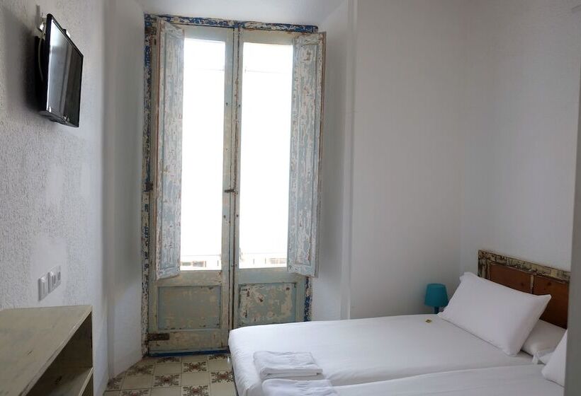 اتاق استاندارد, Pigal