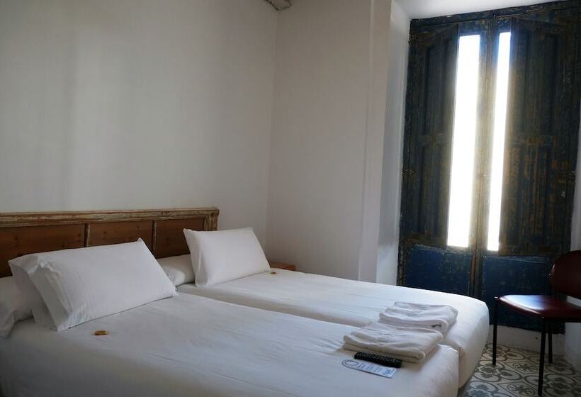 اتاق استاندارد, Pigal