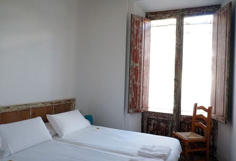 اتاق استاندارد, Pigal