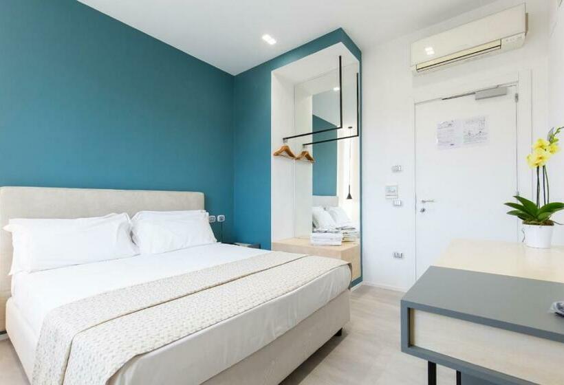 اتاق راحتی, Plana