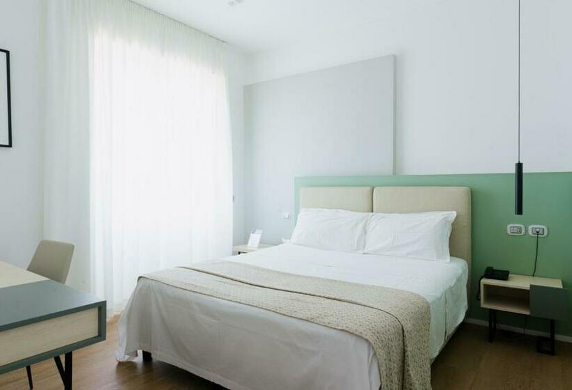 اتاق راحتی, Plana