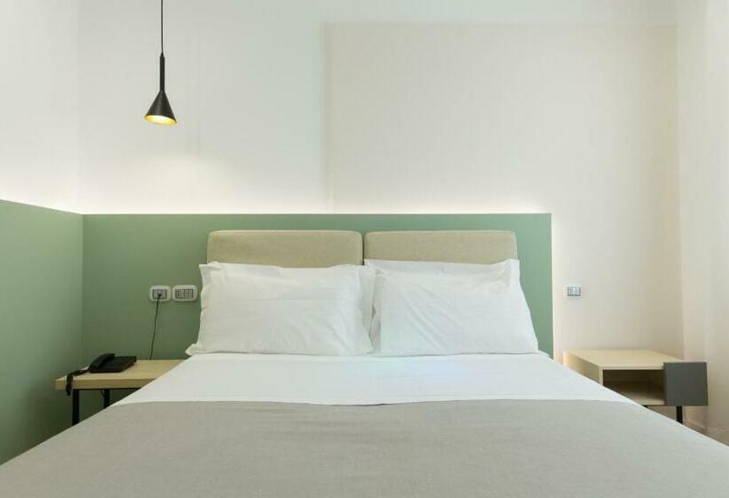 اتاق راحتی, Plana