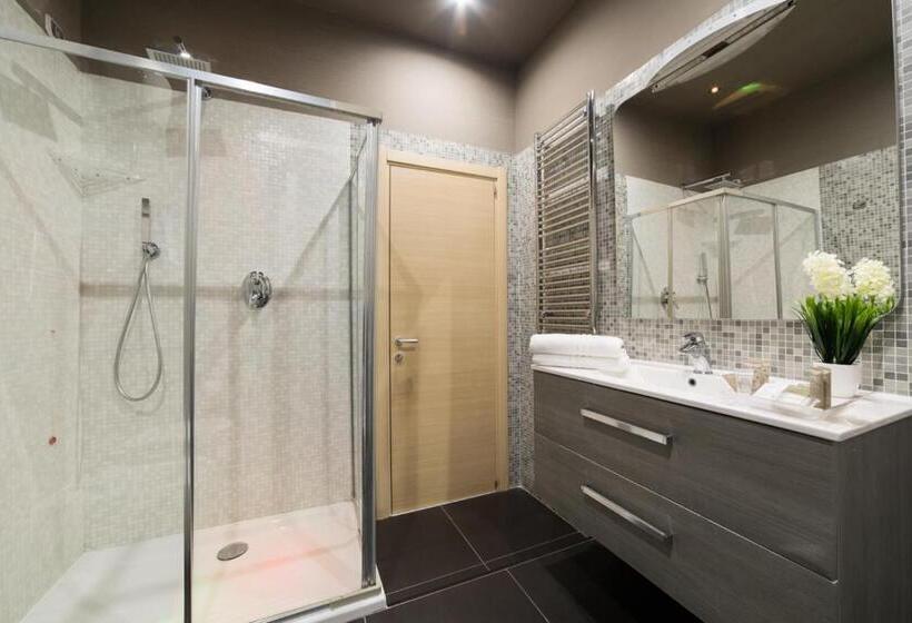 اتاق سوپریور, Plana