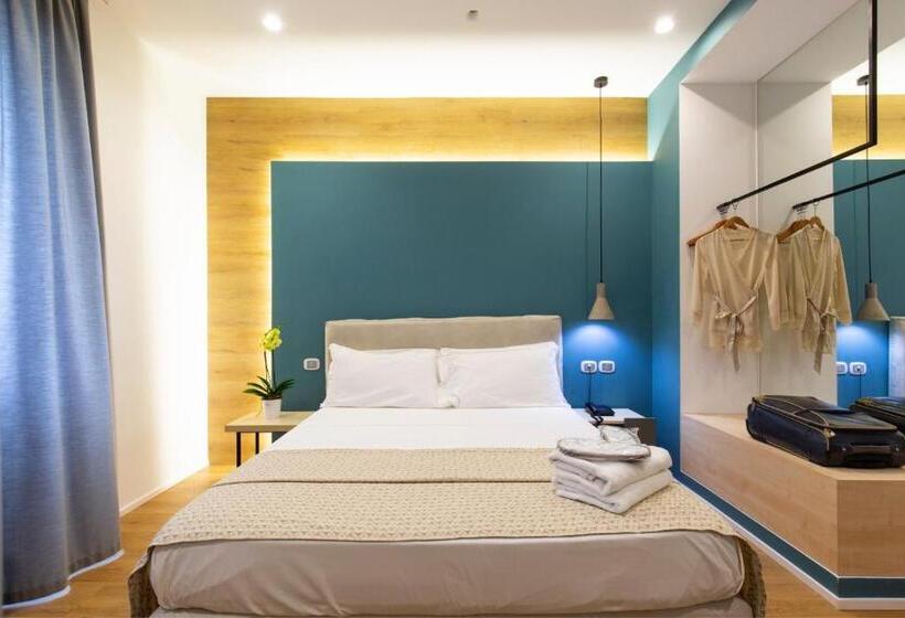 اتاق سوپریور, Plana