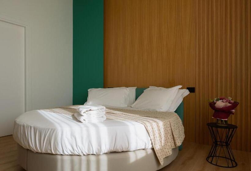 سوییت جونیور, Plana