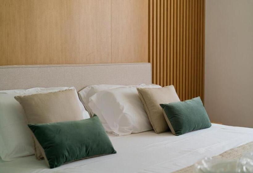 سوییت جونیور, Plana