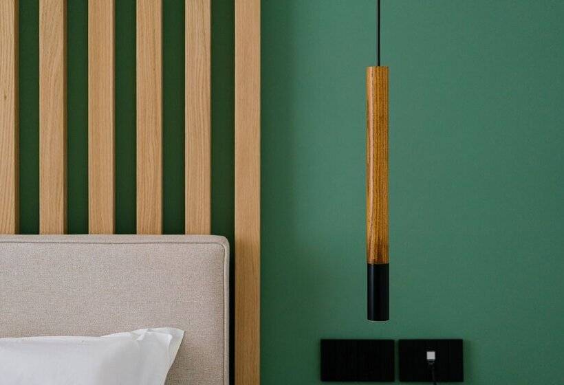 اتاق سوپریور, Plana