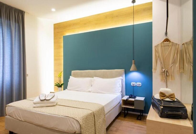 اتاق سوپریور, Plana