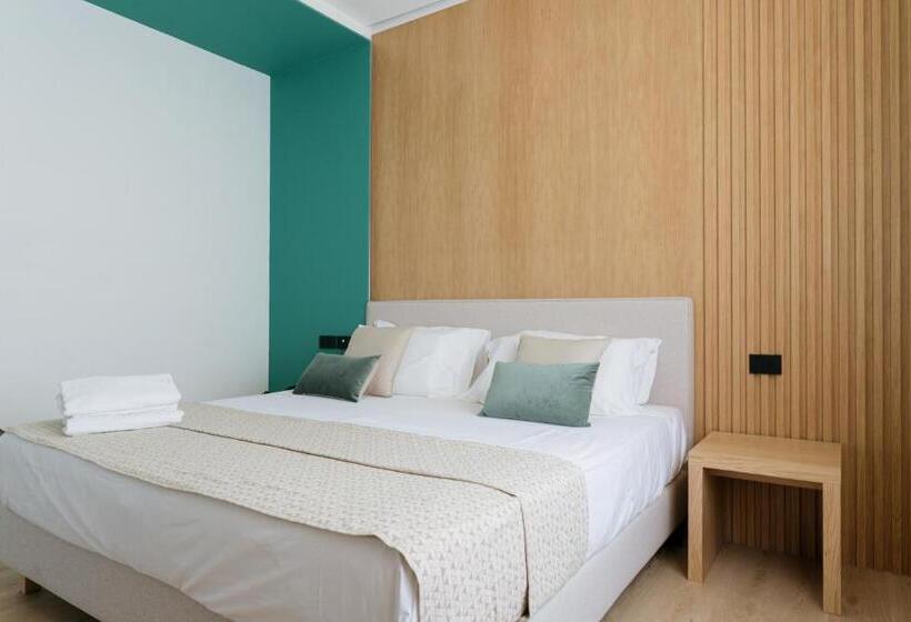 سوییت جونیور, Plana