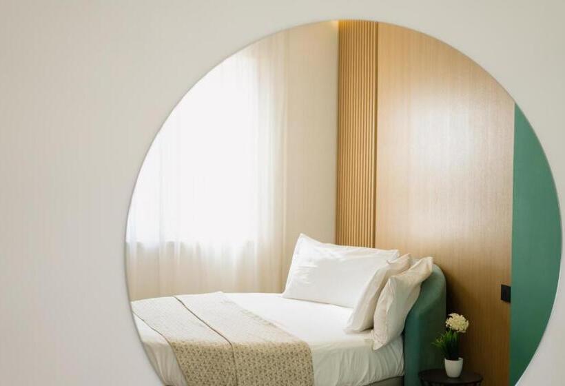 سوییت جونیور, Plana