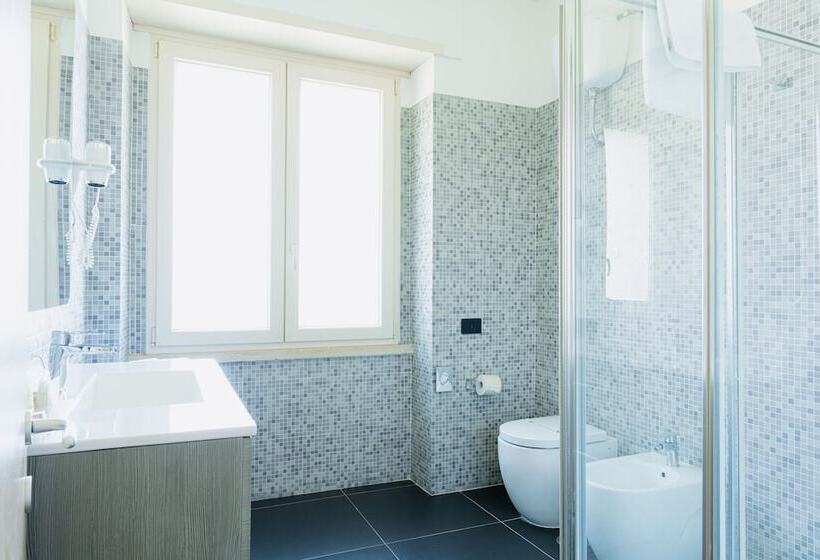 اتاق سوپریور, Plana