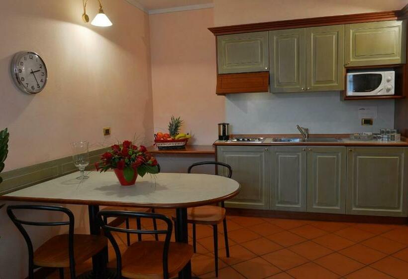 דירת חדר, Residence Del Messaggero